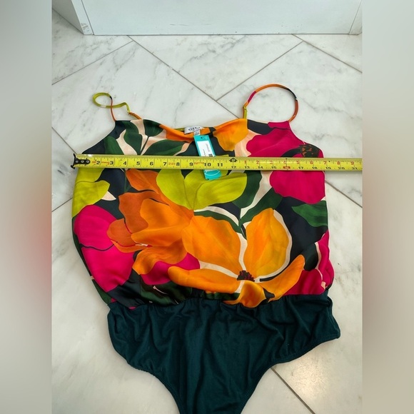 NWT GILLI, womens size large floral bodysuit drape front collar silky satin feel - Picture 3 of 5